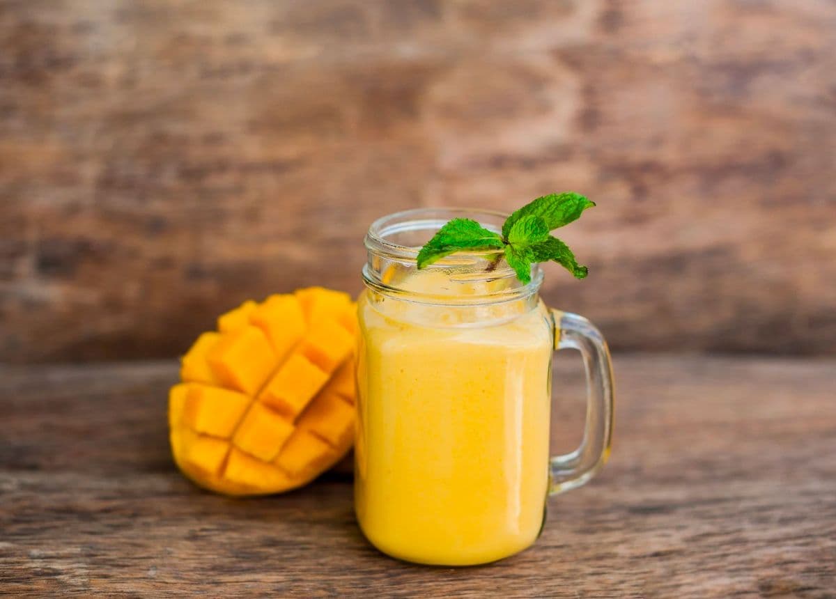 Sinh Tố Xoài Cát